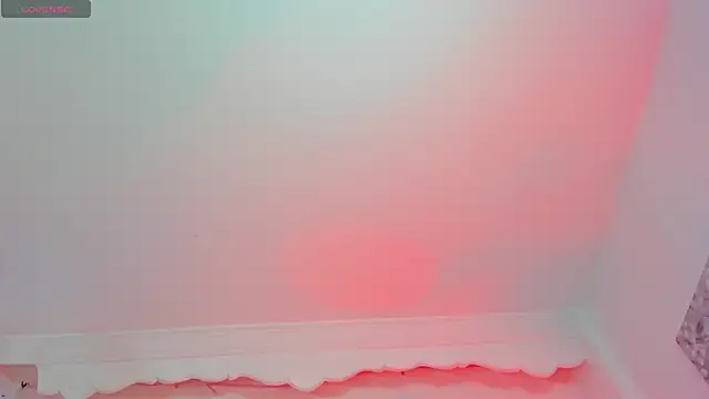 Karoline Marin online show from 01-08-25, 08:39