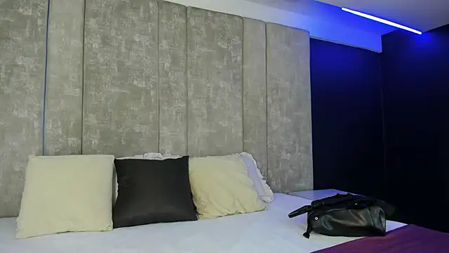 Amareto  online show from 04-14-26, 09:26