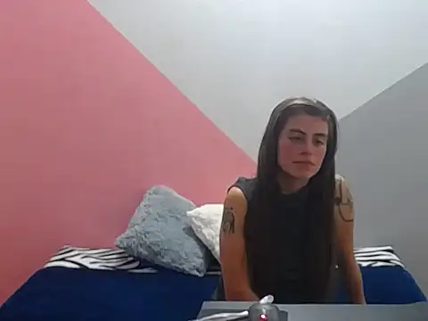 Snapshot of Merily_streep chatting on 11-04-25, 06:40 Merily streep online show from 11-04-25, 06:40