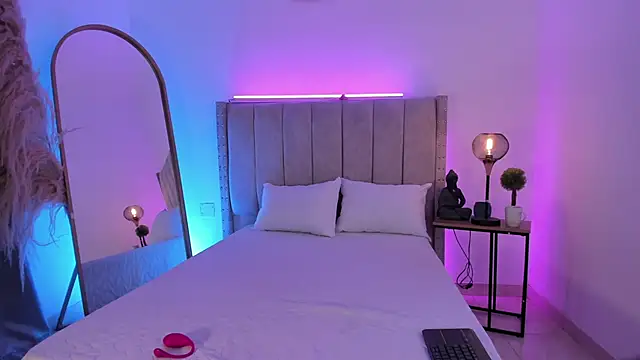 Snapshot of SakuraKato chatting on 02-25-25, 11:30 SakuraKato online show from 02-25-25, 11:30