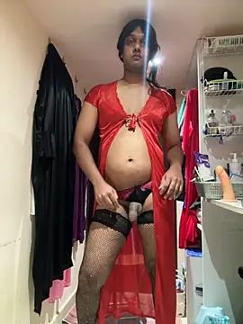 Snapshot of PunyClick8 chatting on 09-29-25, 02:06 PunyClick8 online show from 09-29-25, 02:06