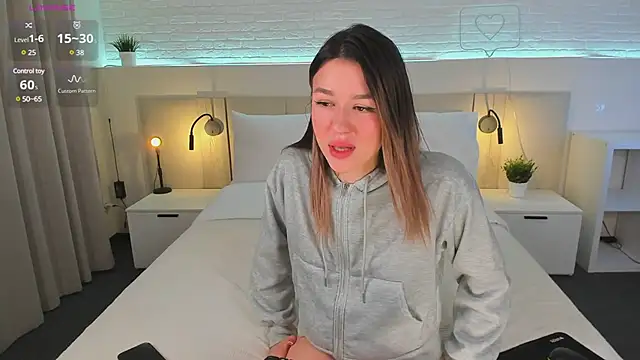 Snapshot of BelovedRuby chatting on 02-01-25, 08:39 BelovedRuby online show from 02-01-25, 08:39