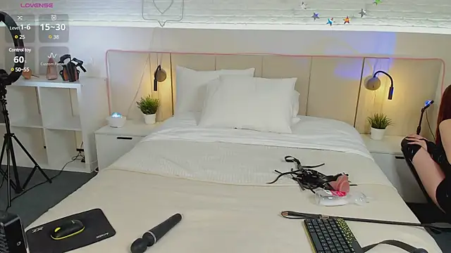 Snapshot of BelovedRuby chatting on 03-16-25, 07:04 BelovedRuby online show from 03-16-25, 07:04