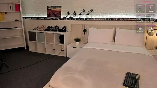 Snapshot of BelovedRuby chatting on 11-25-25, 03:28 BelovedRuby online show from 11-25-25, 03:28