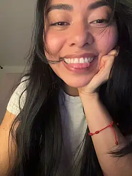 PetitLumiere online show from 10-10-25, 04:00