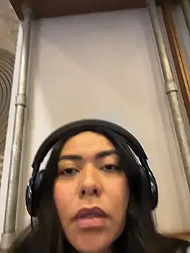 PetitLumiere online show from 10-15-25, 09:04