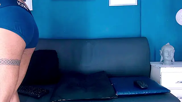 Snapshot of ricky_vill_ chatting on 12-20-24, 07:01 ricky vill online show from 12-20-24, 07:01