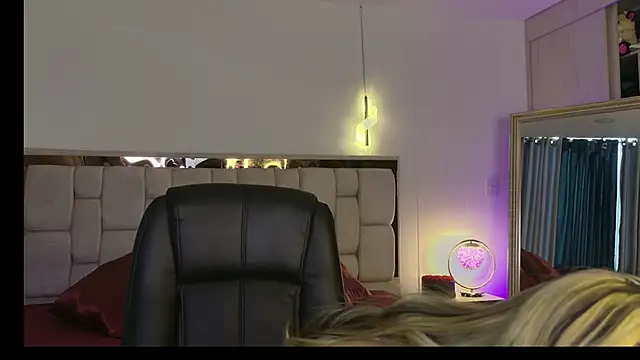Ammy Castro online show from 06-04-26, 10:27