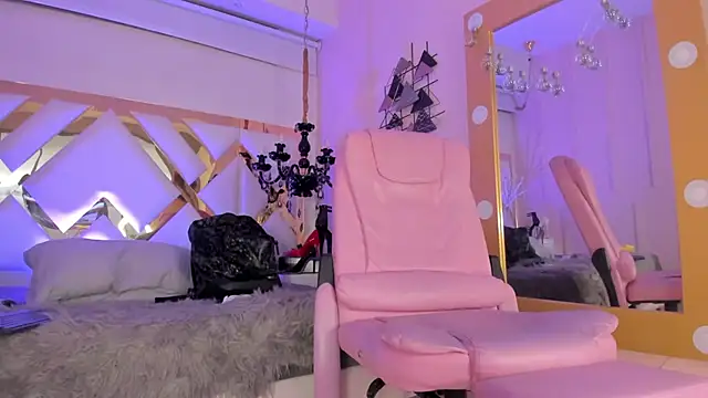 Juliana Saenzz online show from 02-05-25, 03:31