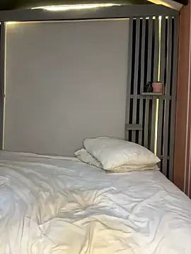 Snapshot of Victoria-And1 chatting on 12-11-24, 03:35 Victoria-And1 online show from 12-11-24, 03:35