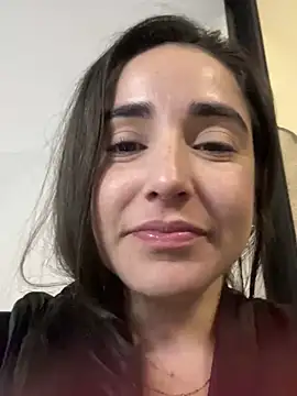 Snapshot of Victoria-And1 chatting on 12-28-24, 05:44 Victoria-And1 online show from 12-28-24, 05:44