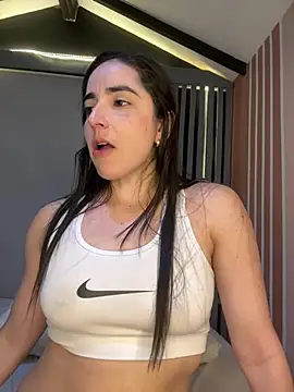 Snapshot of Victoria-And1 chatting on 02-25-25, 04:46 Victoria-And1 online show from 02-25-25, 04:46