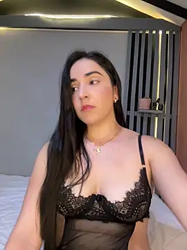 Snapshot of Victoria-And1 chatting on 03-21-25, 01:34 Victoria-And1 online show from 03-21-25, 01:34