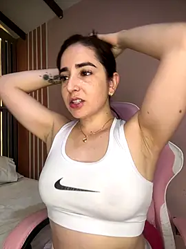 Snapshot of Victoria-And1 chatting on 09-25-25, 01:09 Victoria-And1 online show from 09-25-25, 01:09