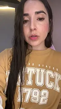 Snapshot of Victoria-And1 chatting on 10-30-25, 01:51 Victoria-And1 online show from 10-30-25, 01:51