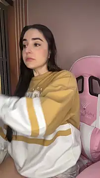 Snapshot of Victoria-And1 chatting on 11-20-25, 01:50 Victoria-And1 online show from 11-20-25, 01:50