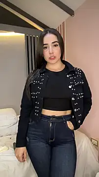 Snapshot of Victoria-And1 chatting on 11-30-25, 02:48 Victoria-And1 online show from 11-30-25, 02:48