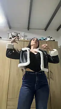 Victoria-And1 online show from 01-10-26, 11:42