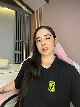 Victoria-And1 online show from 02-05-26, 01:43