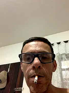 Snapshot of EdsonCota chatting on 09-10-25, 02:55 EdsonCota online show from 09-10-25, 02:55