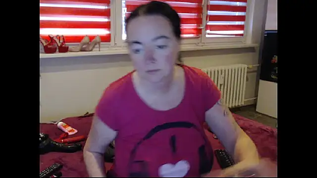 Alexie33 online show from 04-01-26, 06:36