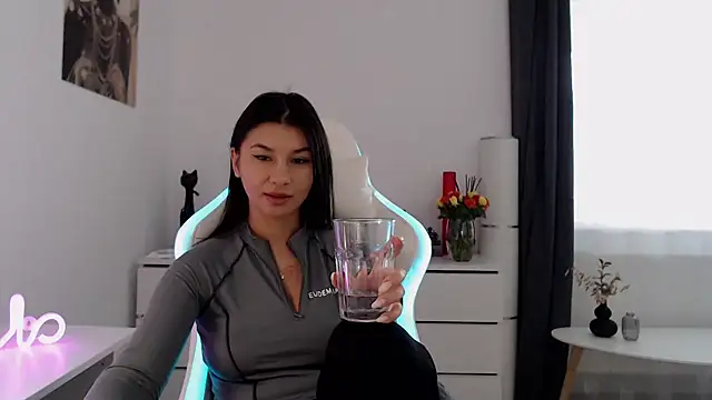 Simply the best online show from 11-08-25, 11:21