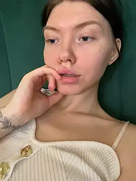 Lisaaa Alisa online show from 01-13-26, 03:45