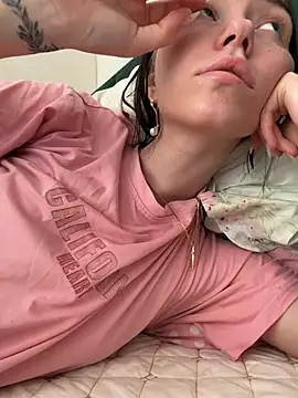 Lisaaa Alisa online show from 04-24-26, 09:01