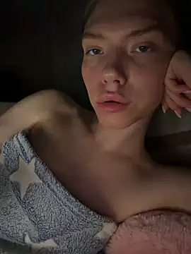 Lisaaa Alisa online show from 06-15-26, 08:22