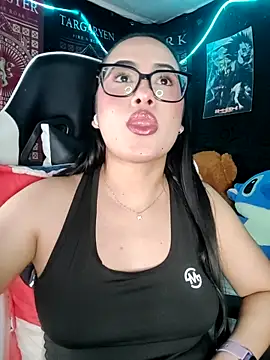 Janna mnt online show from 12-21-25, 03:13