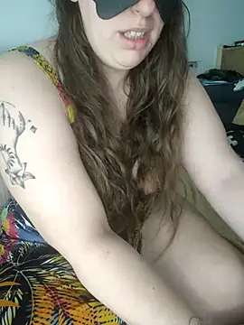 Snapshot of FrancaiseLynne chatting on 03-22-25, 11:00 FrancaiseLynne online show from 03-22-25, 11:00