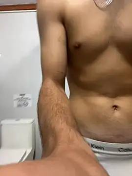 h0rnyguy001 online show from 02-20-26, 11:00