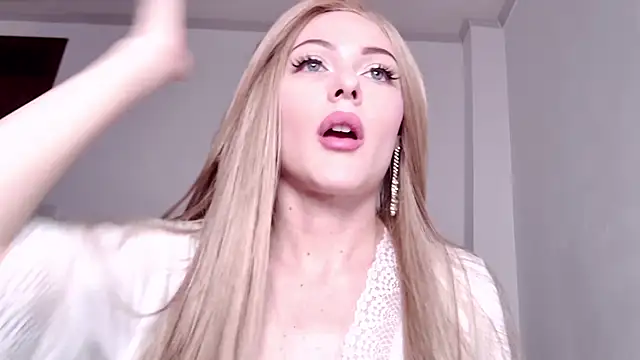 caarlywhitee online show from 03-11-26, 01:33