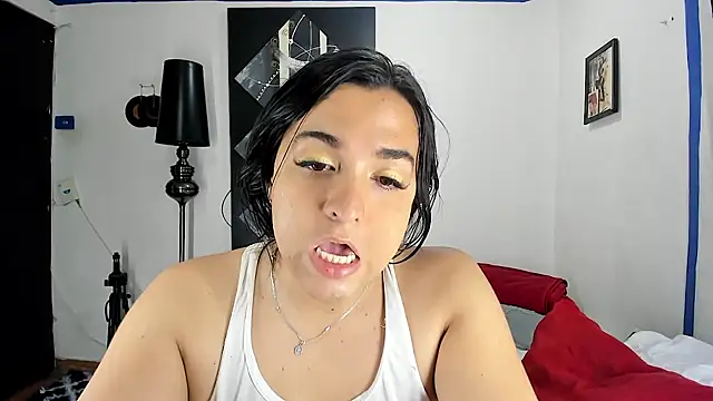 SARAMISHA online show from 04-21-26, 01:42