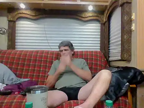 Snapshot of lateniter chatting on 11-28-25, 02:25 lateniter online show from 11-28-25, 02:25