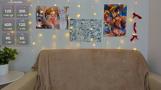 Lori  Hell online show from 01-03-25, 02:43