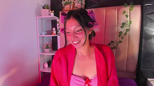 kendall saenz online show from 11-25-25, 07:47