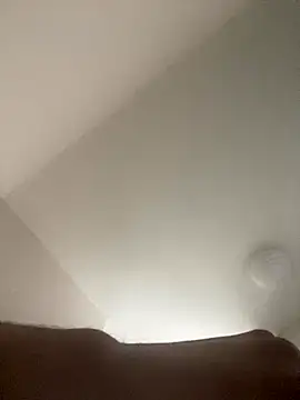 Snapshot of Vale_187 chatting on 11-29-25, 11:35 Vale 187 online show from 11-29-25, 11:35