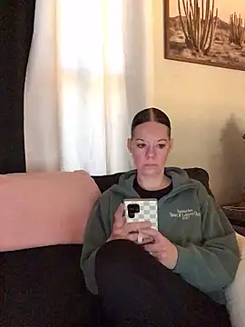 SidneyRaee online show from 02-27-26, 04:07