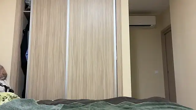 Snapshot of naughtyhollyxxxx chatting on 10-23-25, 03:11 naughtyhollyxxxx online show from 10-23-25, 03:11