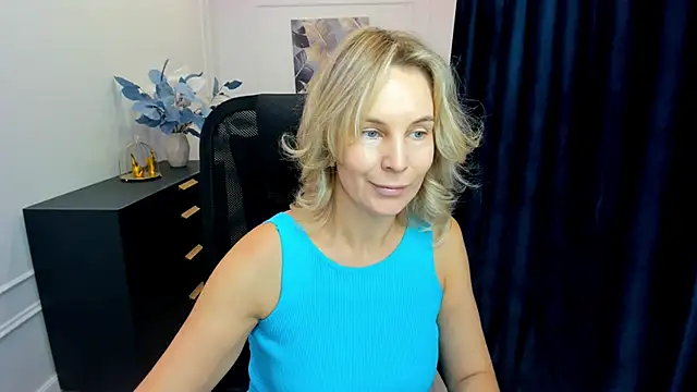 Sinty Devis online show from 09-27-25, 11:37