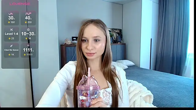 Mad1en online show from 10-26-25, 07:47