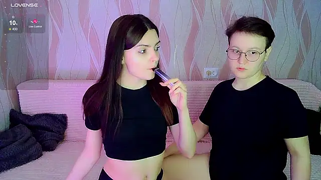  crazy baby  online show from 10-28-25, 07:05