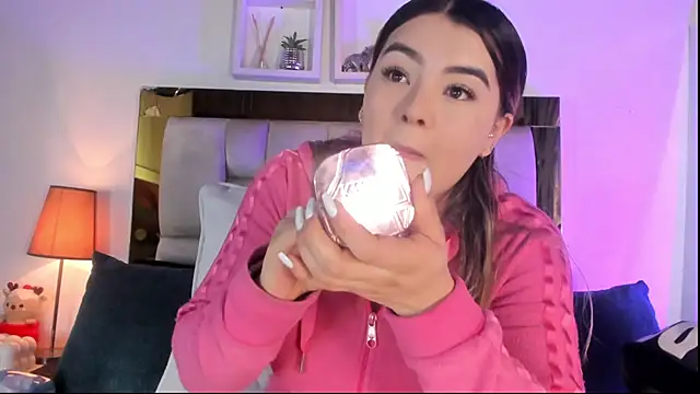 emmy r online show from 02-09-26, 12:09