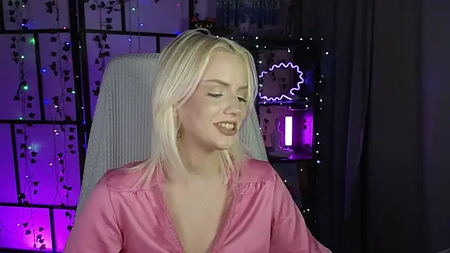ImBonBon online show from 04-25-26, 08:17