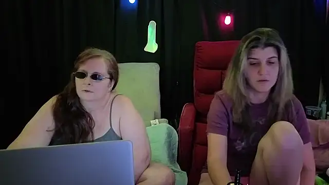 Sexy Mama-69 online show from 10-09-25, 04:27