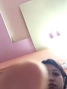 Snapshot of Angel_rani2 chatting on 09-21-25, 01:35 Angel rani2 online show from 09-21-25, 01:35