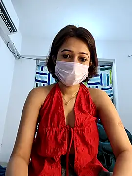 Snapshot of Angel_rani2 chatting on 10-28-25, 02:42 Angel rani2 online show from 10-28-25, 02:42