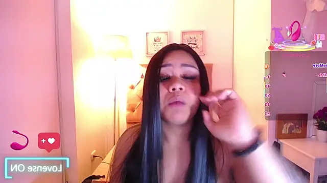 Nahom1  online show from 10-28-25, 11:07