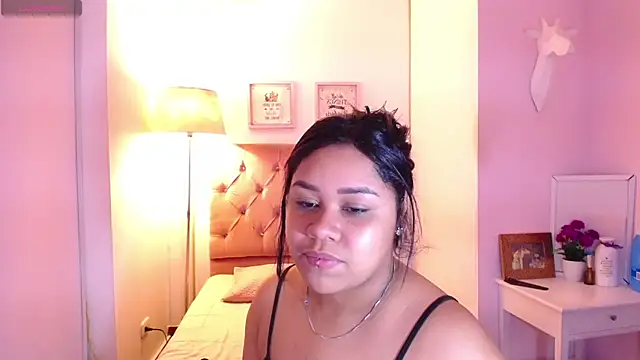 Nahom1  online show from 11-04-25, 08:19